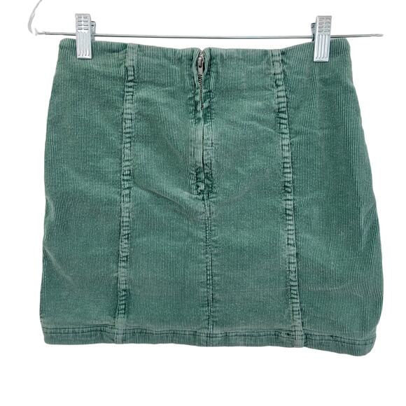 Newbury Kustom Curduroy Green Skirt Size Medium Preppy Academia Punk - Picture 2 of 7